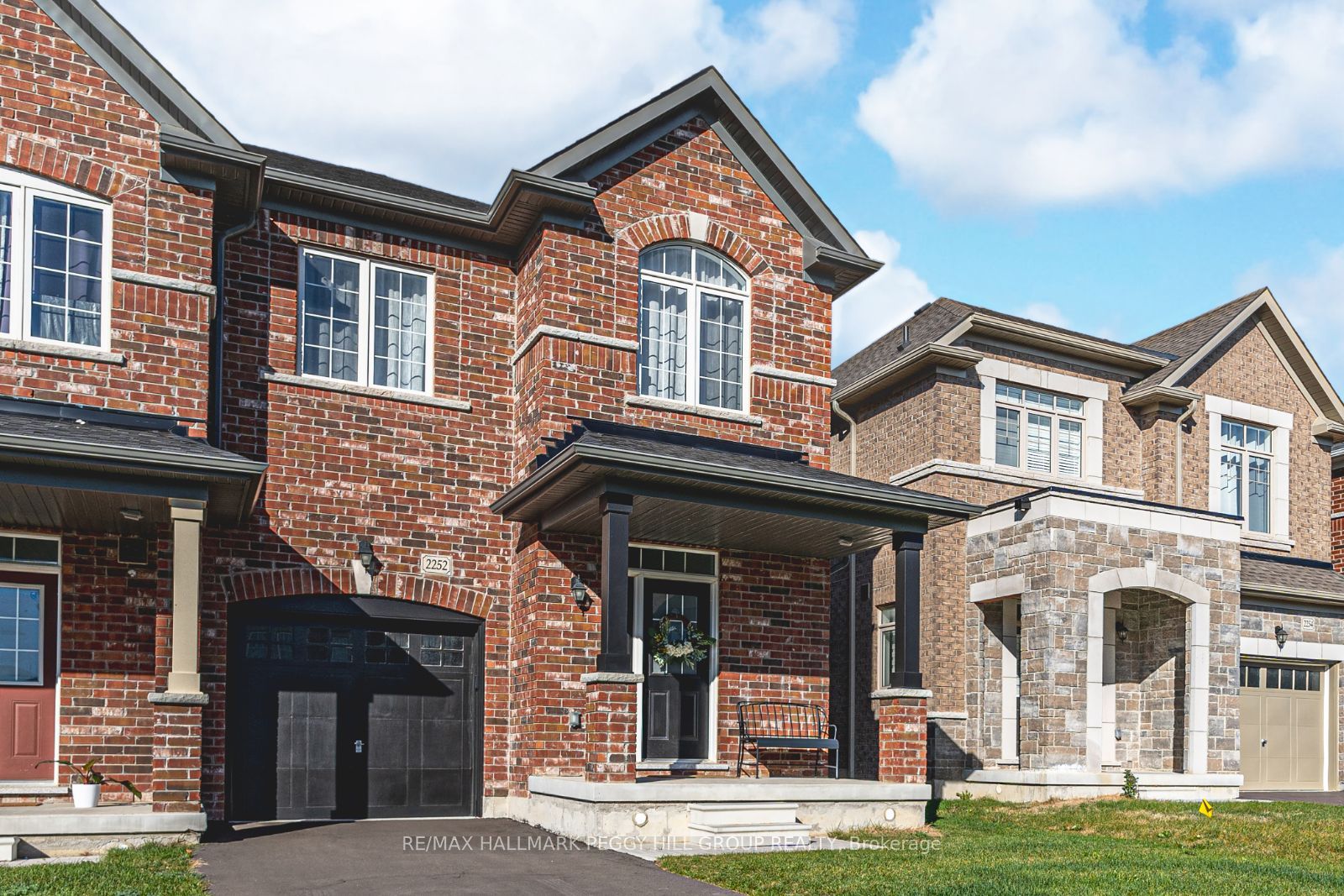 2252 Grainger Loop, Innisfil, ON L9S 0N1