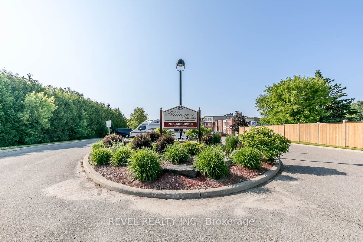 #105 - 333 Lafontaine Road, Tiny, ON L9M 0H1