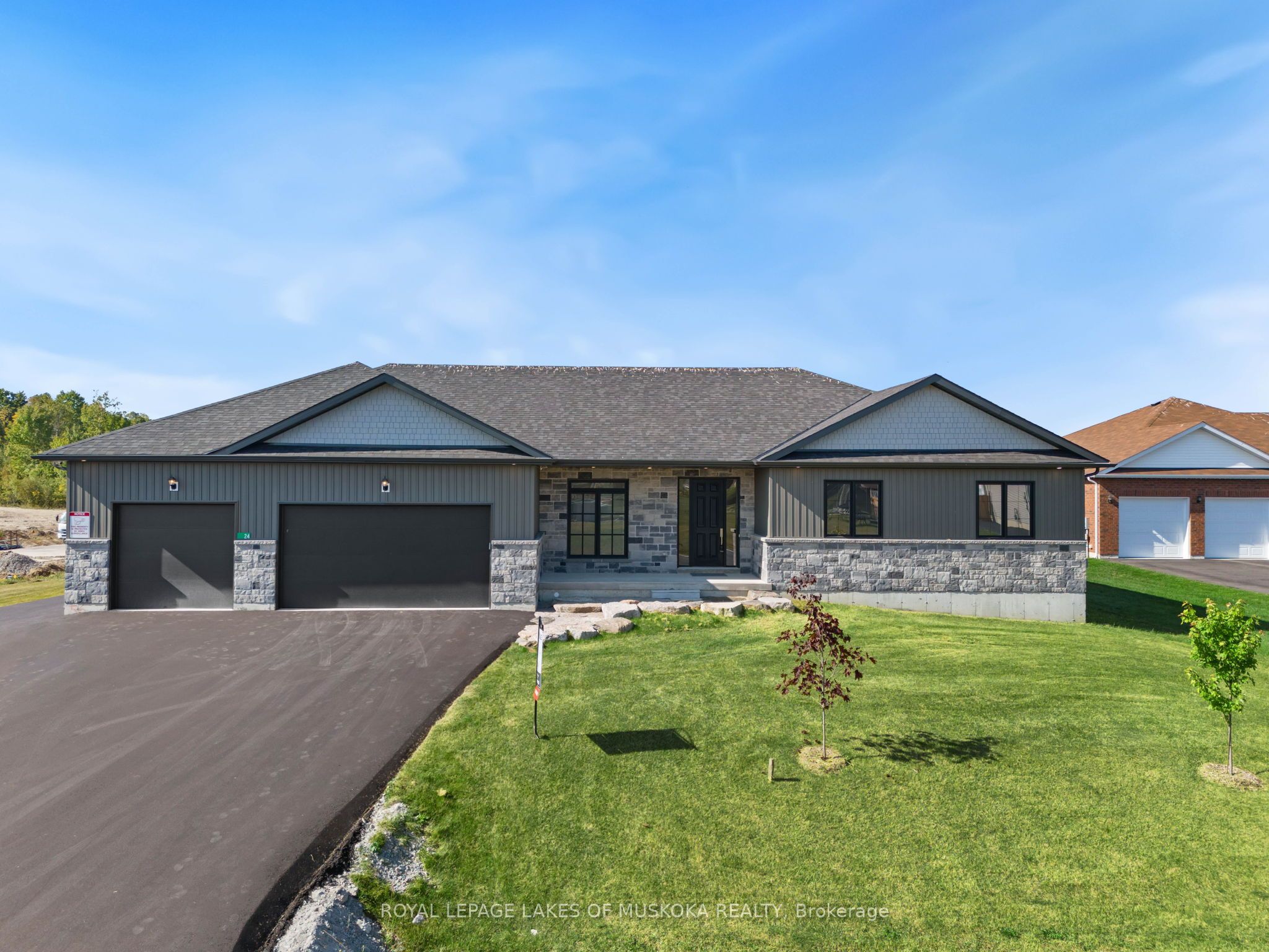 24 Keyzer Drive, Oro-Medonte, ON L0K 2G1